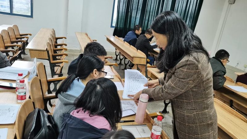 教师资格证培训协议班与普通班：有何区别？**